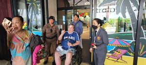 ดูแลนักท่องเที่ยวเหตุแผ่นดินไหว