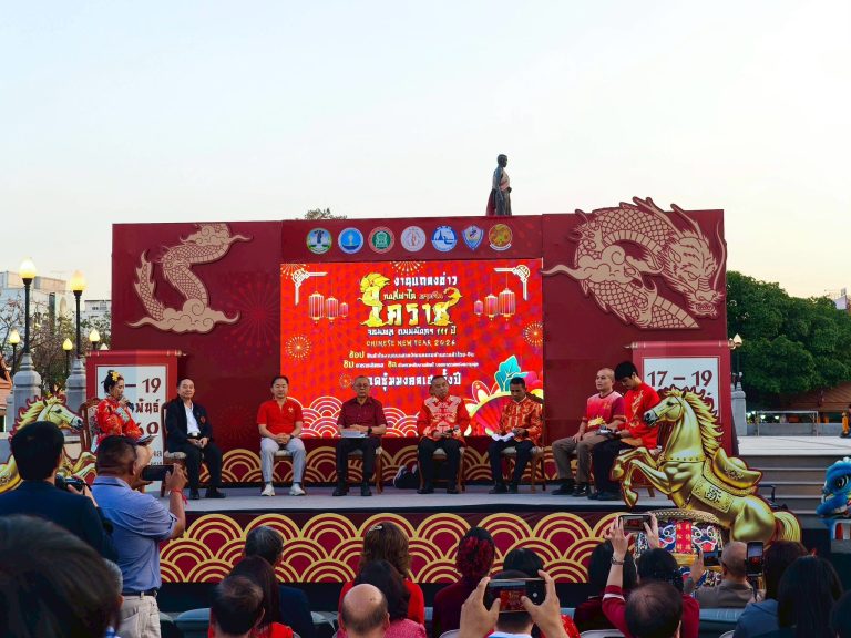 ร่วมงานแถลงข่าวโครงการพัฒนาด้านการท่องเที่ยวและบริการ ส่งเสริมช่องทางการตลาดชุมชนท่องเที่ยวงานตรุษจีนโคราช “กงสี่ ฟาไฉ ตรุษจีนโคราช จอมพล ถนนมังกร 111 ปี